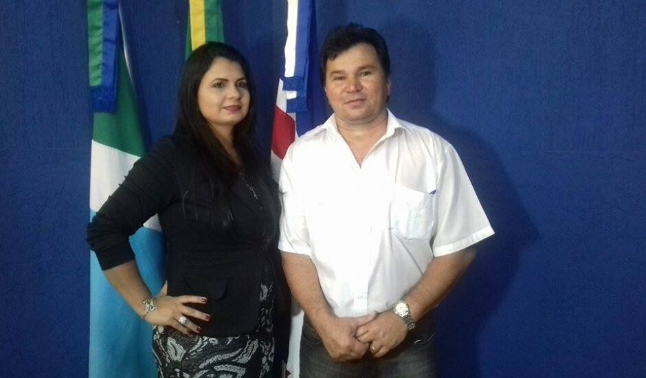  Kelly Anne e Idevaldo Claudino vão disputar a prefeitura nas eleições deste ano 
