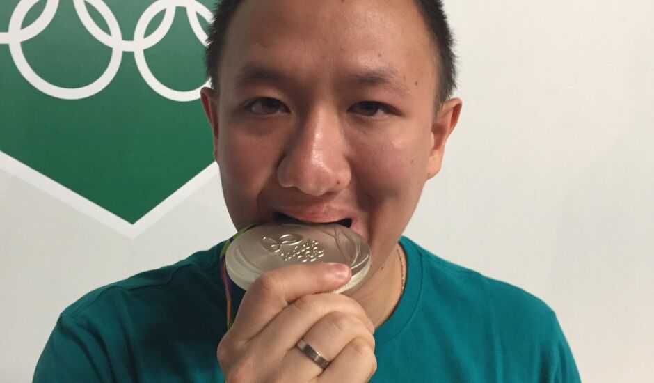 Felipe Wu conquista primeira medalha para o país