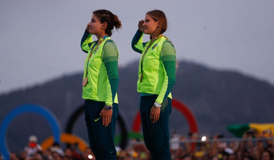 Martine Grael e Kahena Kunze,durante treino no mês passado,no Rio