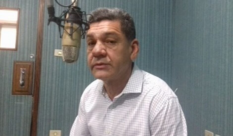 Presidente da Apae, Luiz Fausto, em entrevista ao RCN Notícias da Rádio Cultura FM