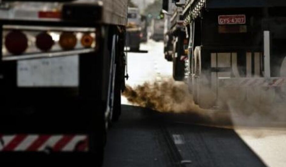 Modelos ineficientes de transporte são um dos principais agentes poluentes 