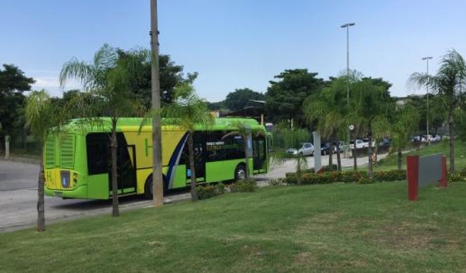  Ônibus movido a energia elétrica e hidrogênio que foi usado por atletas nos Jogos Olímpicos de 2016