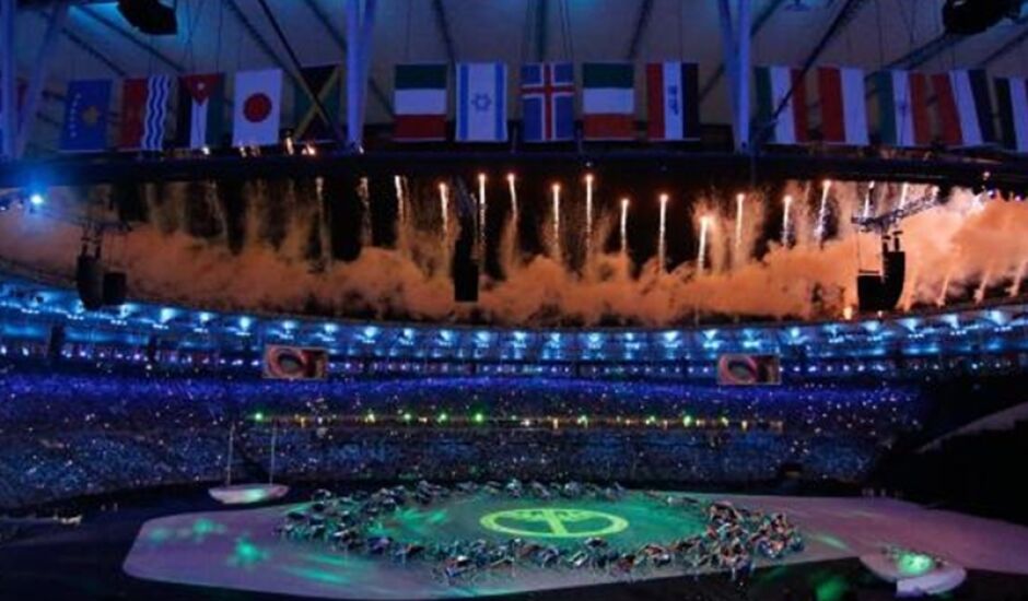 Público se encanta com a cerimônia de abertura dos Jogos Olímpicos Rio 2016 no Estádio do Maracanã 