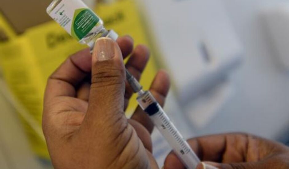 Ministério da Saúde deve enviar as primeiras remessas de doses da vacina contra a gripe aos estados a partir do dia 10 de abril
