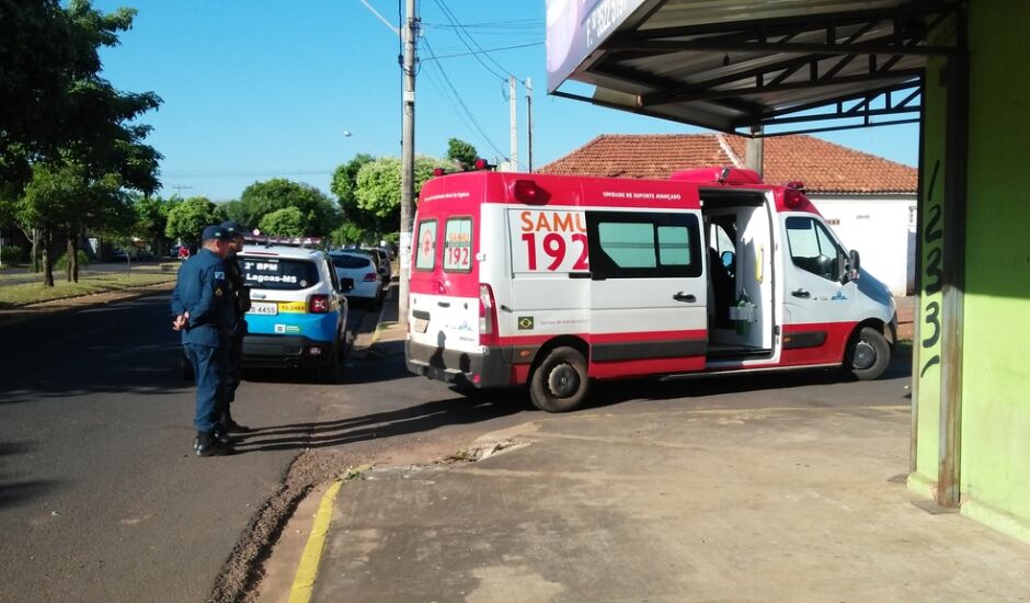 A ambulância foi abandonada no Bairro Interlagos
