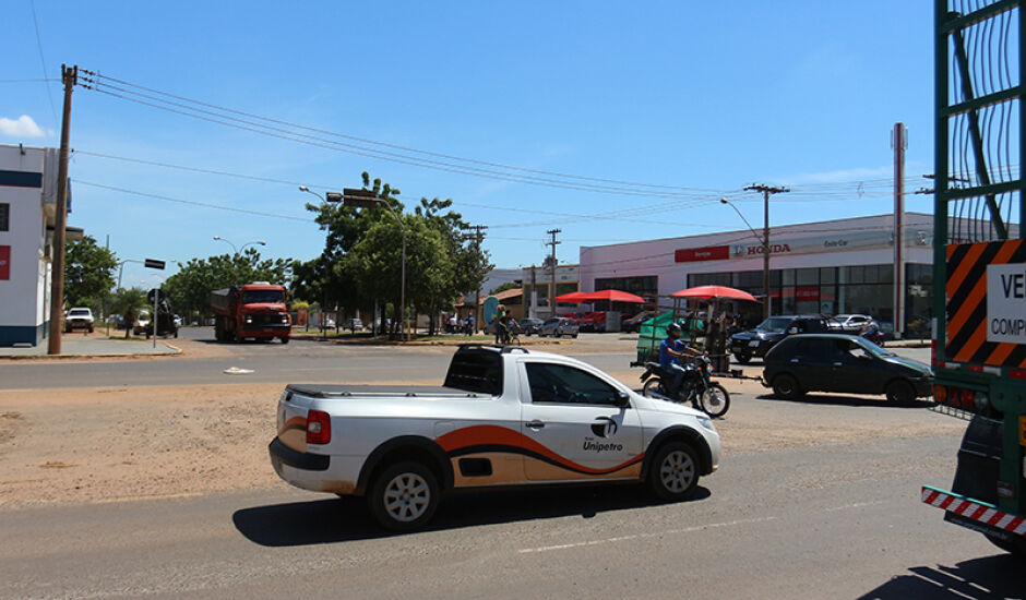 Cruzamento da avenida Rosário Congro com a BR-262 é considerado um dos pontos críticos 