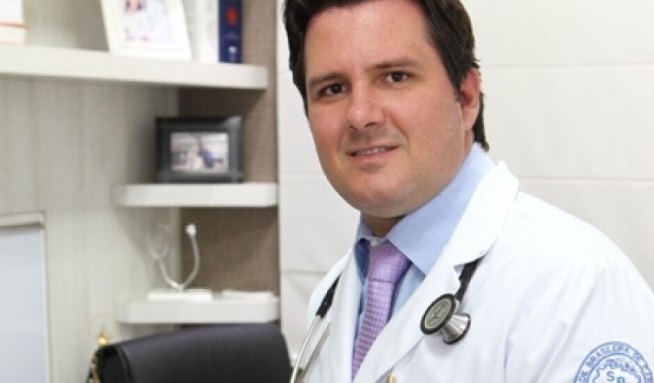 Médico cardiologista, Vitor Hugo Cavallini