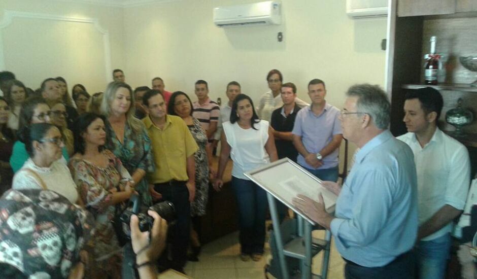 Os agentes foram empossados no gabinete do prefeito Ronaldo Miziara