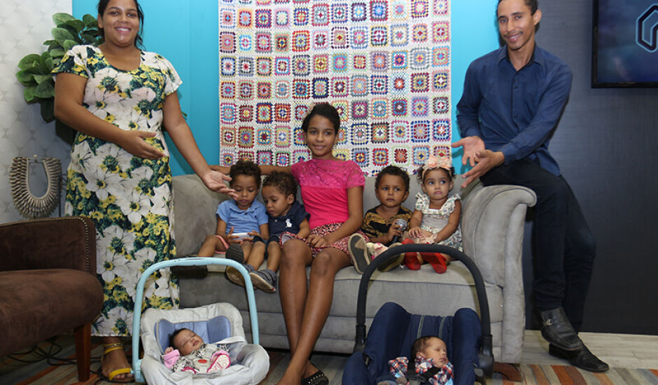 Família participou de uma entrevista no programa “A Casa é Sua” da TVC - Canal 13