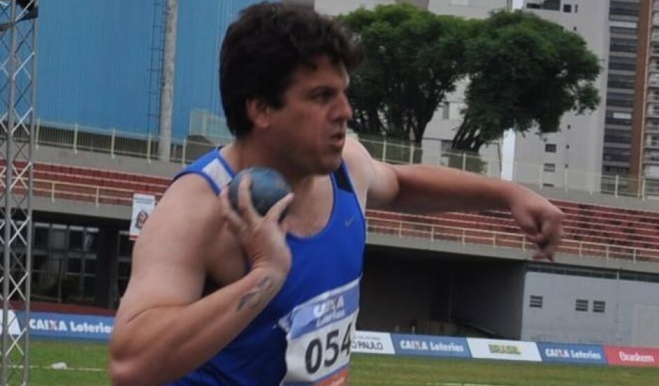 Mauro atingiu a marca de 11.68m e quebrou o recorde das Américas