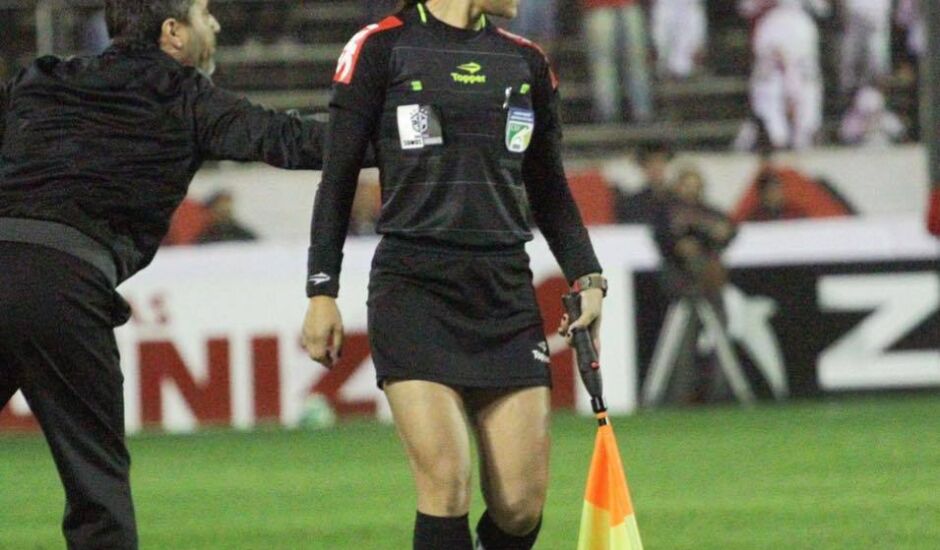 Daiane Caroline Muniz atuou na partida entre São Paulo e Santa Cruz, no Brasileirão do ano passado