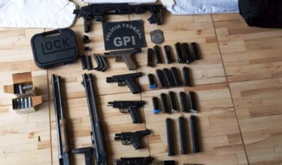 Armas foram apreendidas durante operação da Polícia Federal