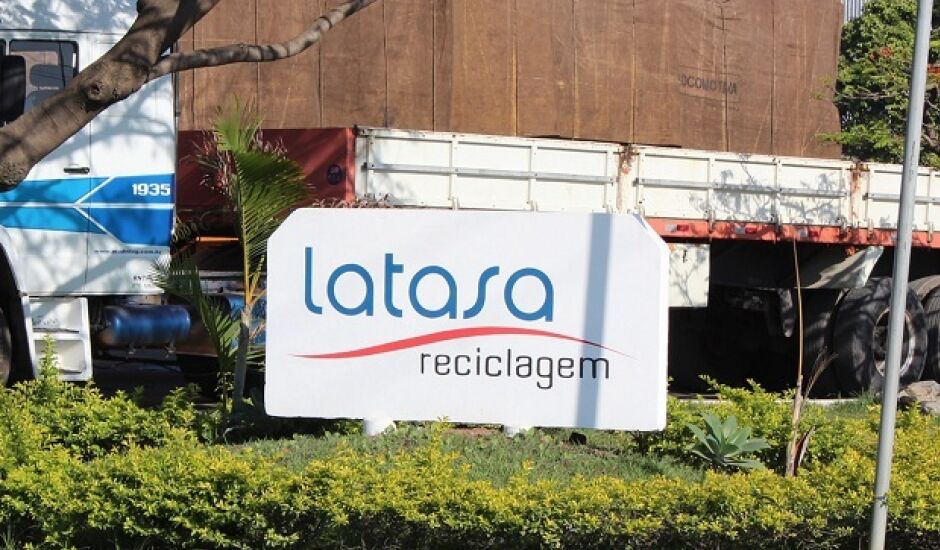 A Latasa Reciclagem é a maior empresa de reciclagem de alumínio do Brasil