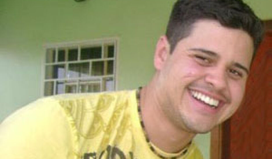 Após oito ano do crime que matou o jovem Vanderlan Alves de Freitas Júnior, conhecido como Delanzinho, está marcado para ter início às 8h