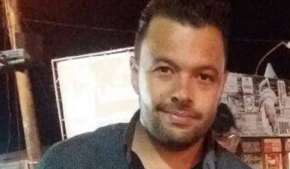 O paranaibense Tiago Menani, 29 anos, está desaparecido desde a noite desta segunda-feira (31)