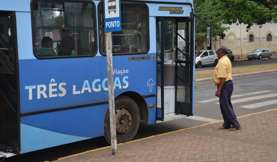 Pessoas com 60 anos ou mais poderão usar ônibus de graça em Três Lagoas