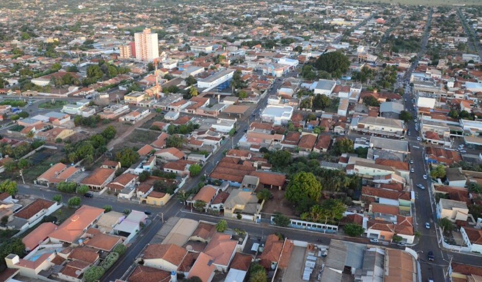 Os imóveis em Paranaíba ficam nos bairros Ipê Branco e Centro