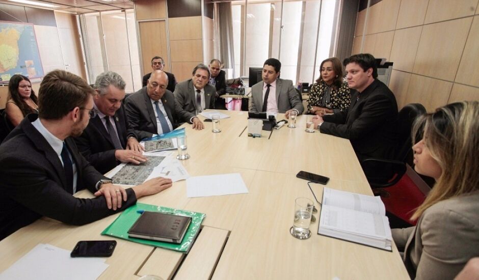 Termo de cessão de uso das áreas foi assinado entre o prefeito e o diretor do Dnit em Brasília