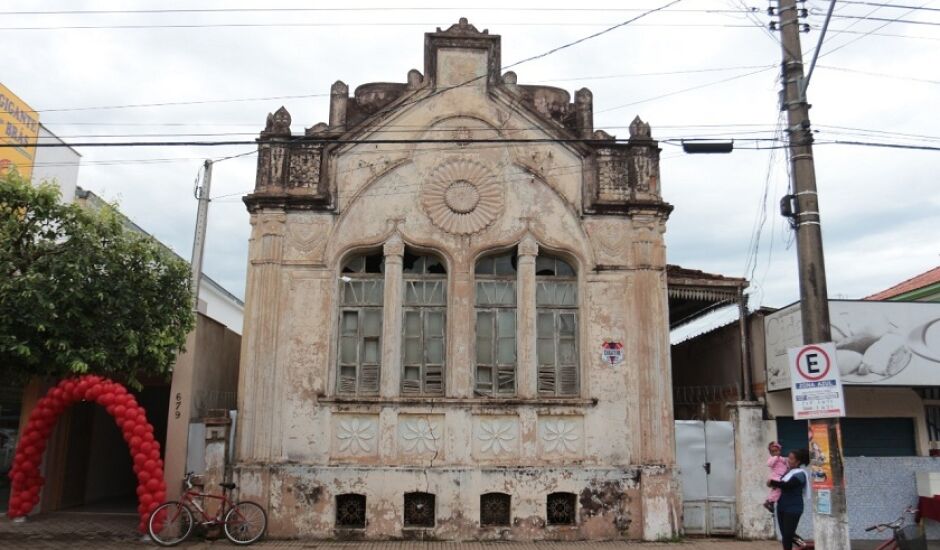 Imóvel usado pelo Consulado de Portugal no Brasil é declarado patrimônio municipal e está em ruínas