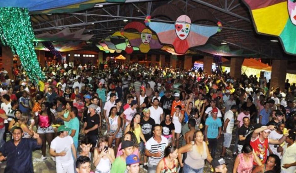 Carnaval de Três Lagoas será realizado no Centro de Eventos Arenamix