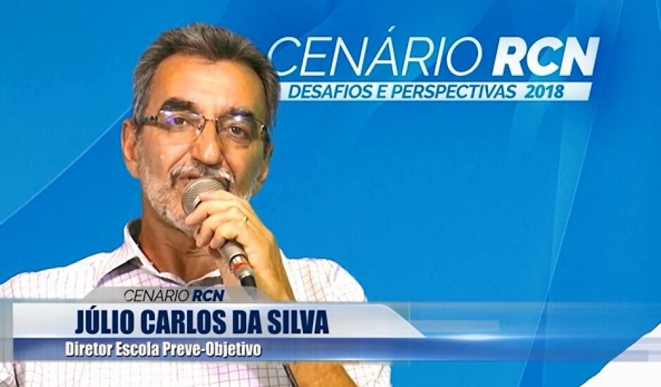 Professor Júlio Carlos, diretor da escola Preve Objetivo, em entrevista ao Cenário RCN