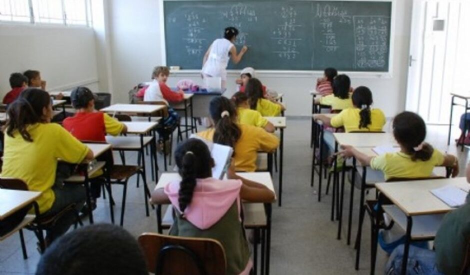 Governo divulgou lista com mais de 10 mil inscritos para dar aulas nas escolas estaduais