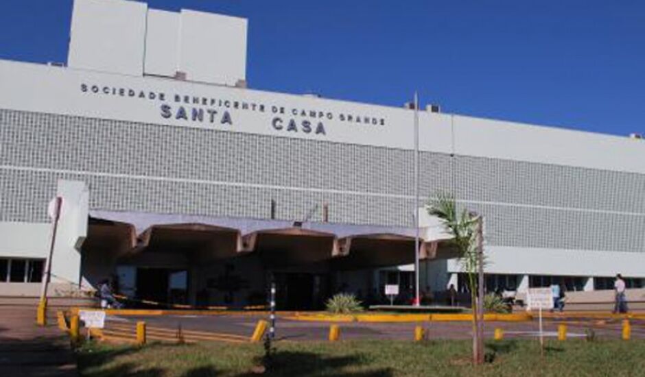 Vítima foi atendida pelo Hospital Auxiliadora de Três Lagoas e transferida em estado grave para Santa Casa da capital