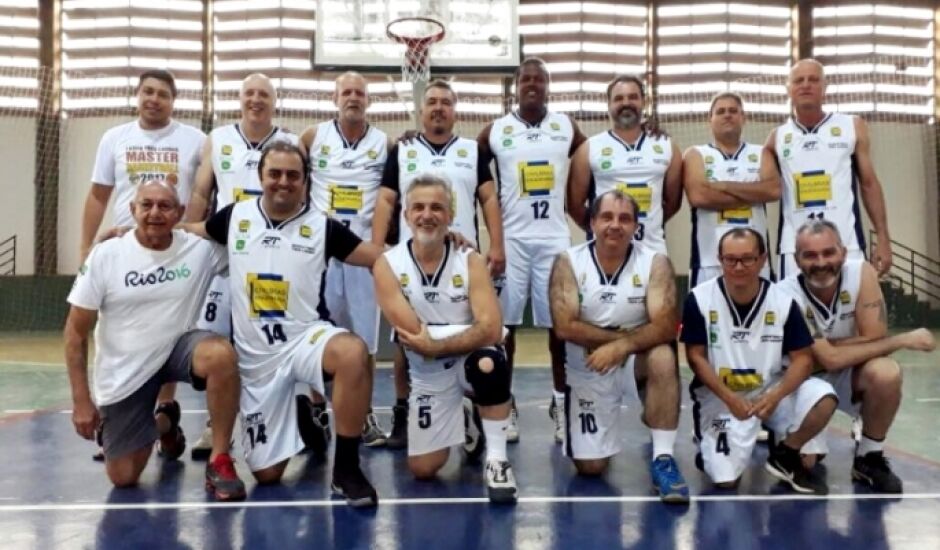 Equipe do Três Lagoas Master Basketball