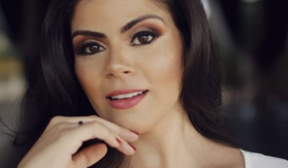 Daniela Freitas Castro Miziara, paranaibense, 28 anos, representa Mato Grosso do Sul no concurso Miss Brasil Plus Size 2018