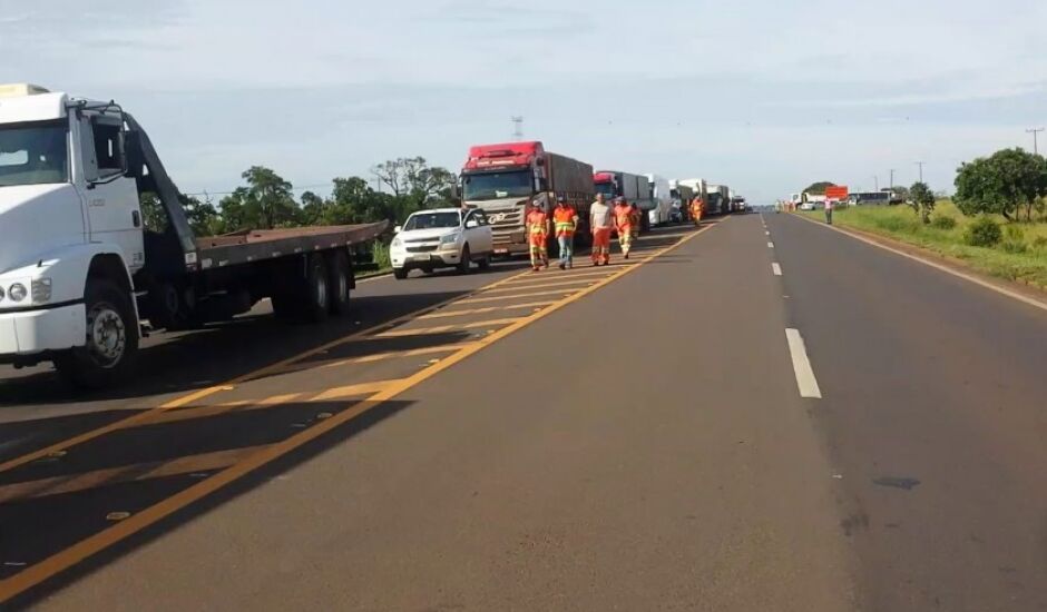 Greve dos caminhoneiros chega ao fim em todo Mato Grosso do Sul
