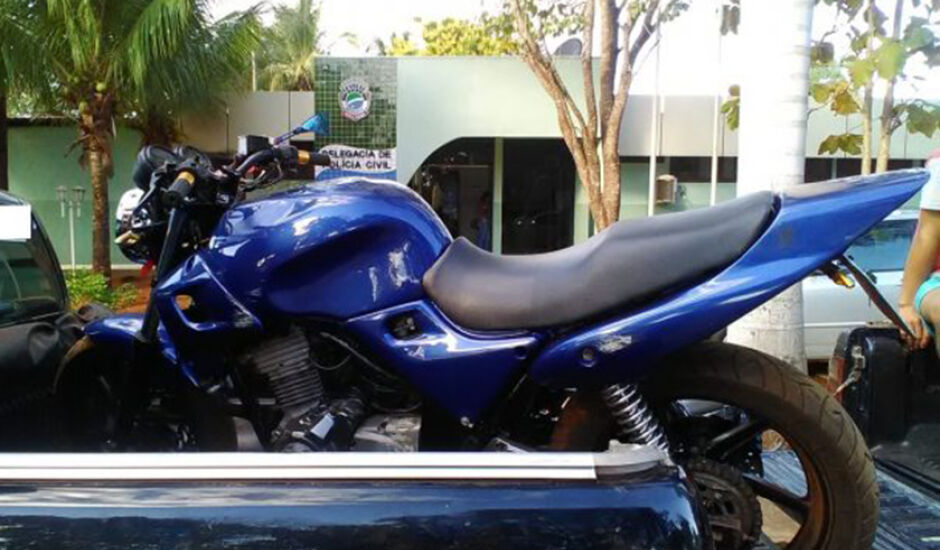 Motocicleta Honda/CB 500 furtada em Sidrolândia