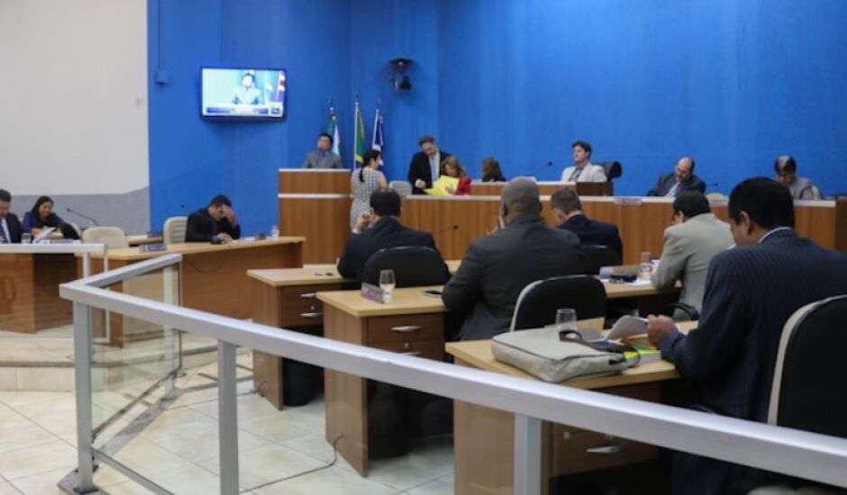Dos 17 vereadores de Três Lagoas, por enquanto, três já decidiram que vão disputar as eleições de outubro