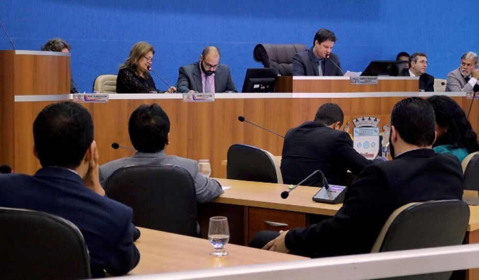 Vereadores de Três Lagoas entraram em recesso, mas segundo o presidente da CPI, os integrantes da comissão não terão folga