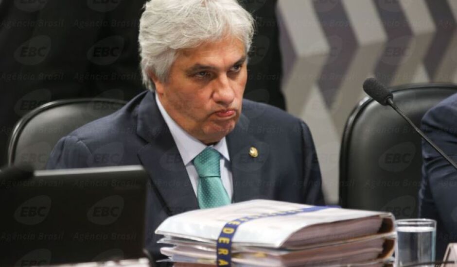 Justiça entendeu que não há provas de que ele tentou comprar o silêncio do ex-diretor da Petrobras Nestor Cerveró