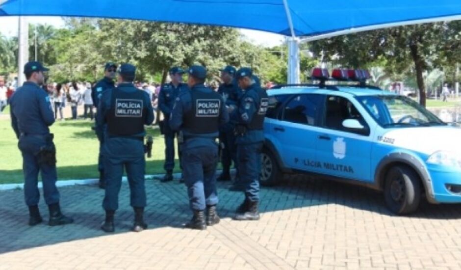 Projeto prevê que policiais prestem serviços para os municípios em dias de folga