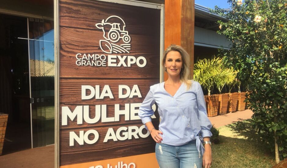 Renata Camargo, gerente do Congresso Nacional das Mulheres no Agronegócio explicou sobre o prêmio "Mulheres no Agronegócio"