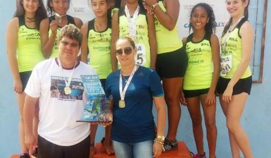 As jovens três-lagoenses estão classificadas para participar do Troféu Centro Oeste – Sub-16, que será realizado em Belo Horizonte (MG), de 27 a 30 de setembro