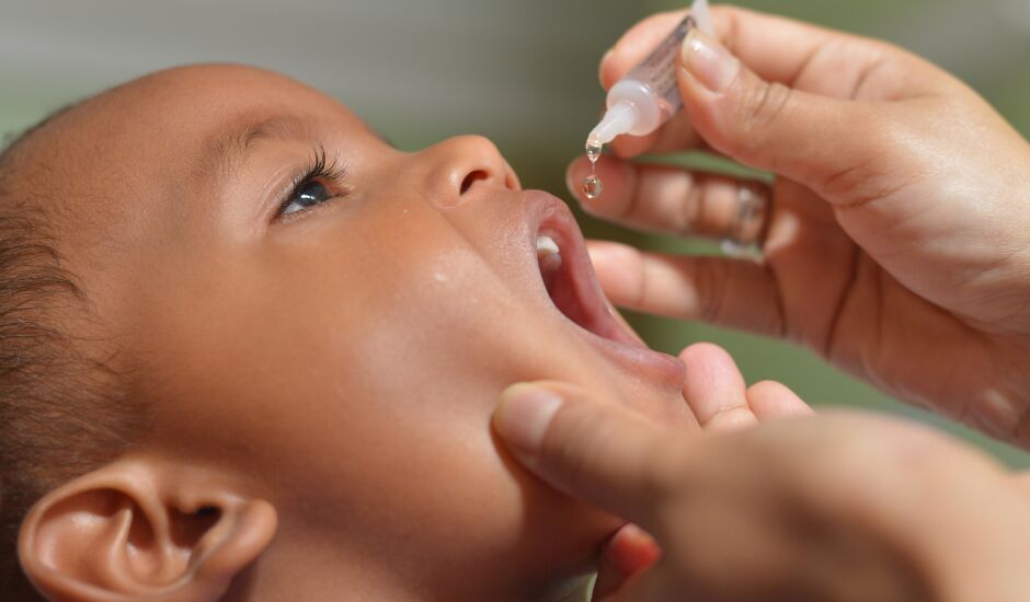 Mais de 300 crianças ainda não foram imunizadas contra a poliomielite e o sarampo em Paranaíba