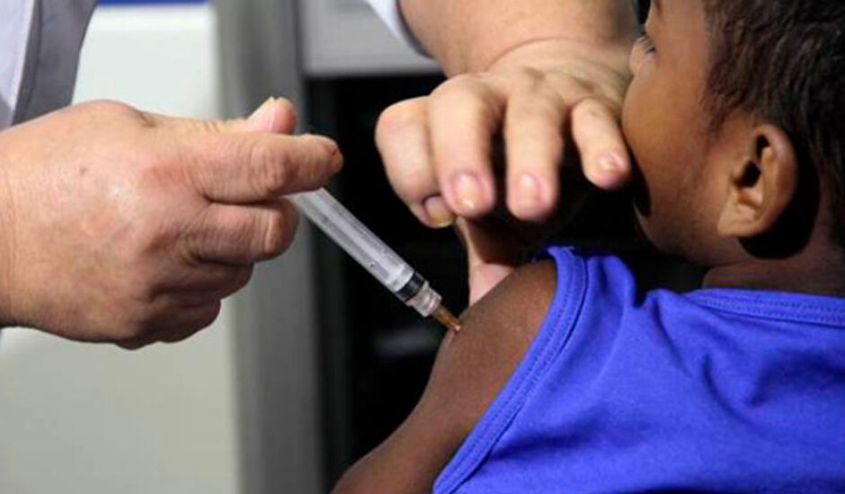 Ministério da Saúde registrou 95,56% de vacinação contra o Sarampo e 95,64% contra a Pólio