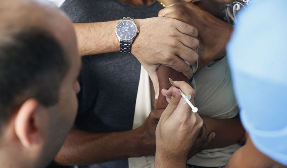 Ministério aponta que 97,7% das crianças foram vacinadas contra o sarampo
