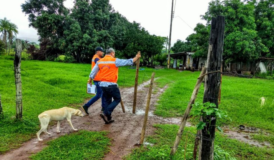 Equipe visitou moradores na quarta-feira (7) no pantanal corumbaense