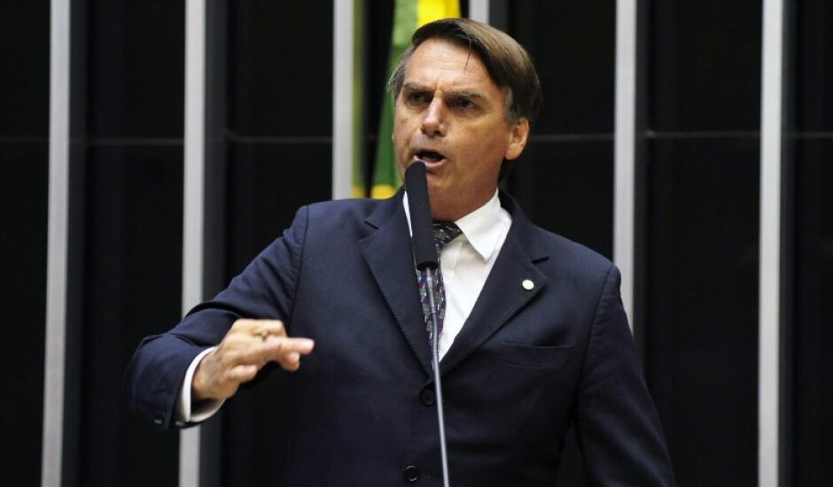 O presidente eleito Jair Bolsonaro diz que não escolherá para seu governo quem tiver problemas com a Justiça