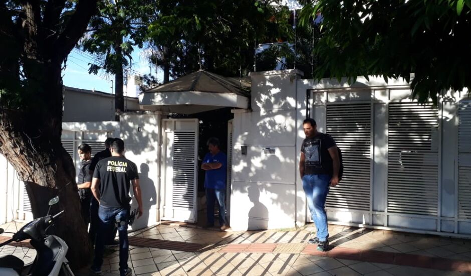 Escritório de advocacia é alvo de operação da Polícia Federal, em Campo Grande
