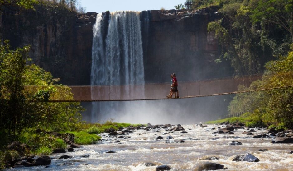 Salto do Sucuriú, em Costa Rica, é um dos atrativos que compõe roteiro no norte do Estado