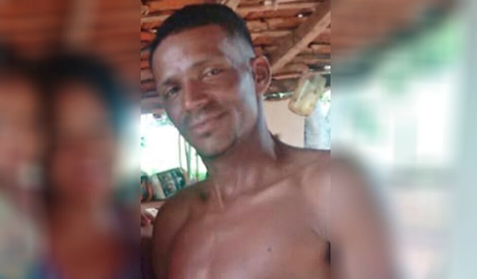 Lenílson Rodrigues da Silva morreu após veículo capotar em rodovia