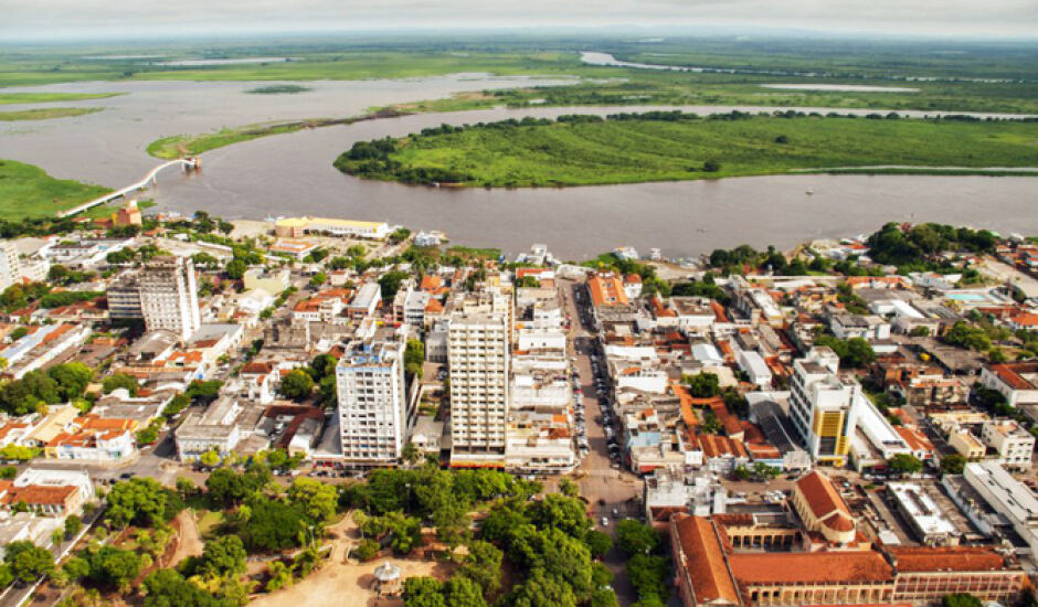 O texto propõe benefícios fiscais semelhantes aos da zona franca de Manaus