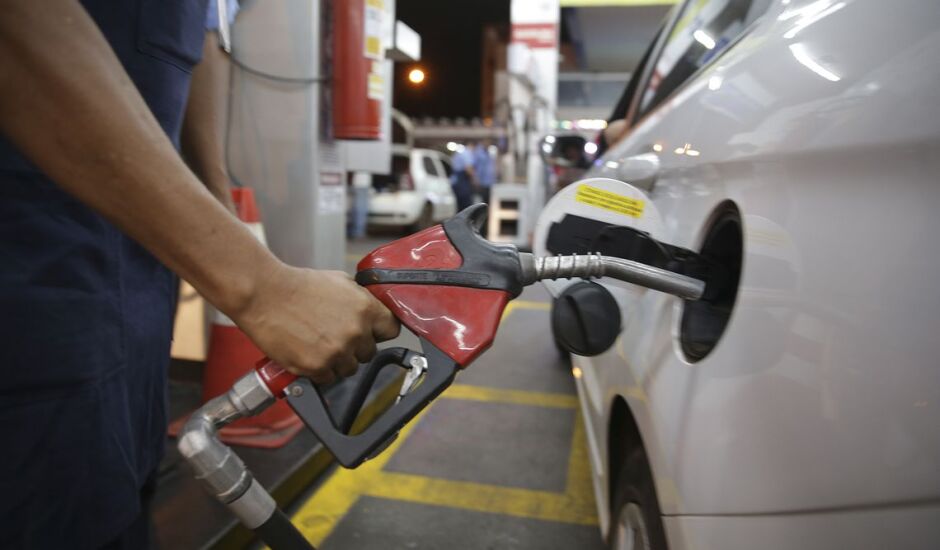 Preço do litro do óleo diesel foi mantido em R$ 2,0198