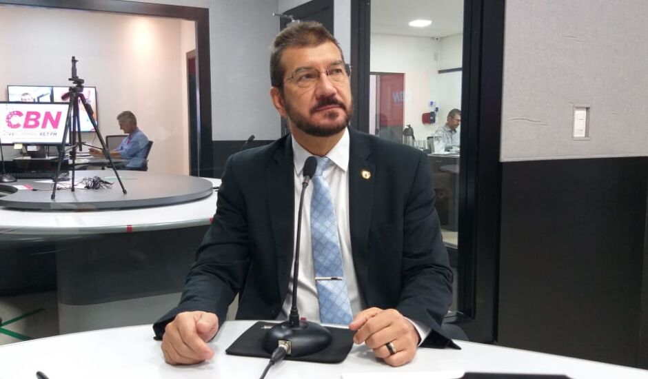 "Nós vamos prosseguir fazendo nosso trabalhando enquanto oposição", diz deputado estadual Pedro Kemp