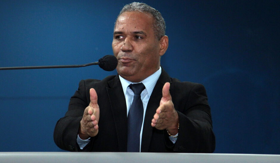 Vereador Chiquinhos Telles diz que a sorte do PSDB não estar nas mãos de Rinaldo Modesto