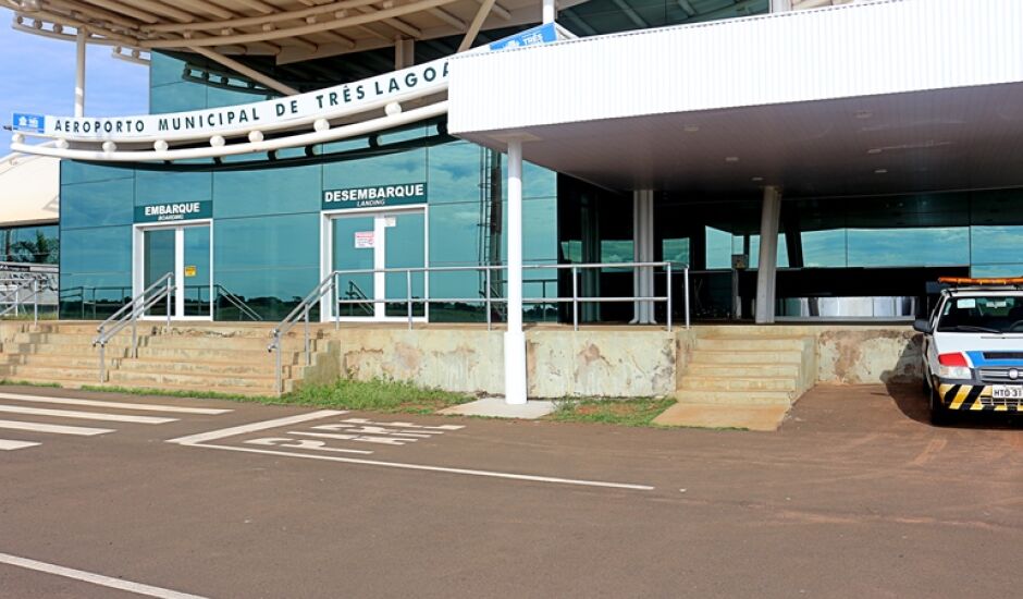 Projeto prevê a remoção de antigos hangares do aeroporto
